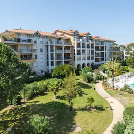 Apart Otel Vacanceole - Les Calanques Du Parc